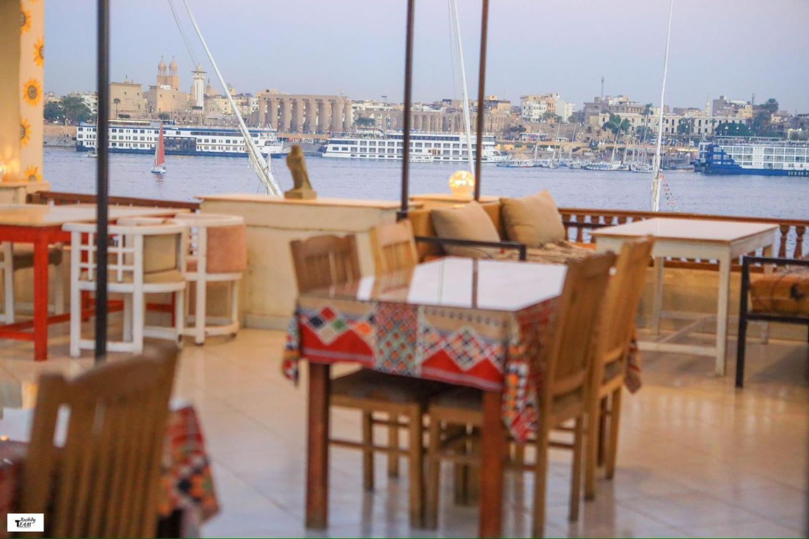 Nile Castle Apartamento Luksor Exterior foto